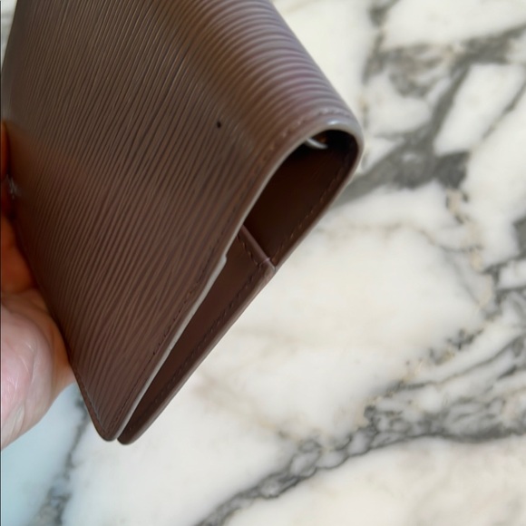 Louis Vuitton Planner & Card Holder - Picture 7 of 9